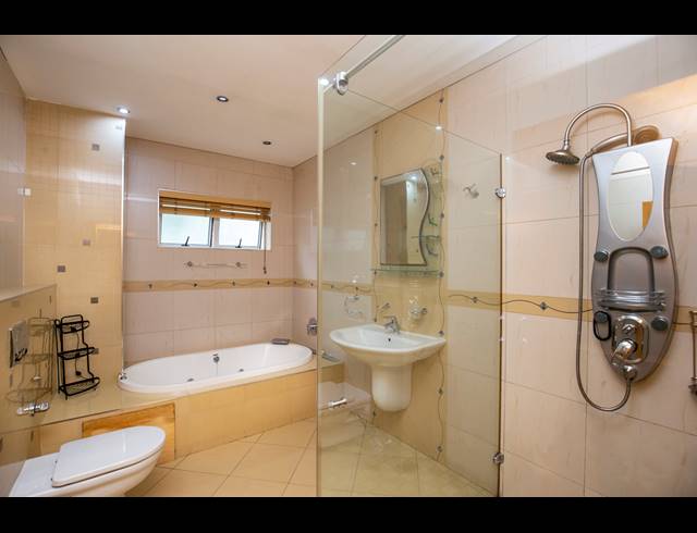 3 BEDROOM APARTMENT TO LET IN MUSGRAVE